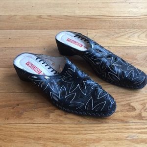 Pikolinos mules size 39